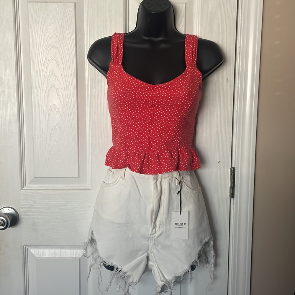 NWT Forever 21 White Denim High-waisted distressed Shorts Size 30